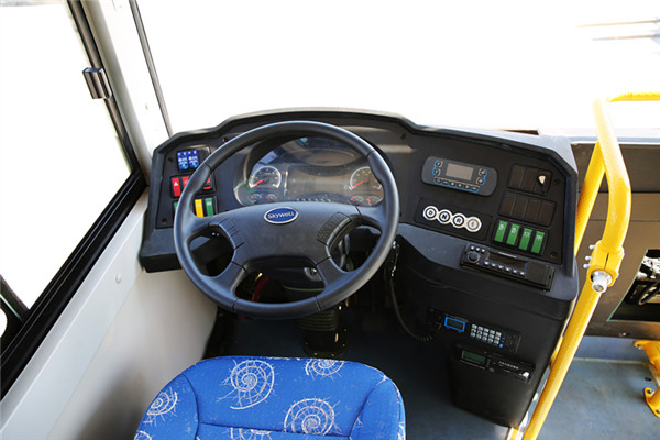 南京金龙NJL6600EVQ50公交车（纯电动11-16座）