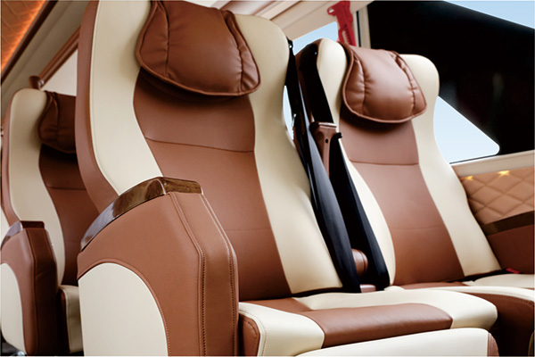 海格KLQ6127BAE52客车（柴油国五24-56座）