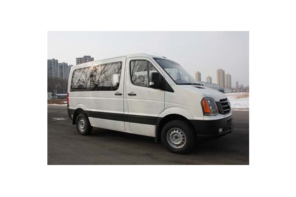 黄海DD6536AM多用途轻客（柴油国五8-9座）