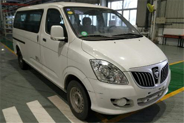 福田图雅诺BJ6526B1DVA-E2轻型客车（汽油国六10座）