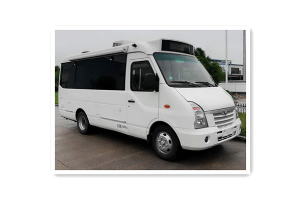 五菱GL5040XLJ1旅居车（柴油国五3-6座）