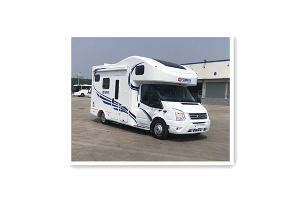 中通LCK5042XLJQ5A旅居车（柴油国五6座）
