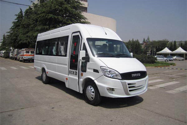 南京依维柯NJ6695DC客车（柴油国五14-20座）