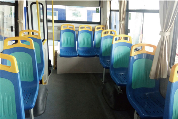 五菱GXA6600BEVG10公交车（纯电动15座）