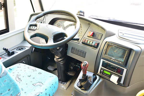 华新HM6690XFD5JS小学生专用校车（柴油国五24-28座）