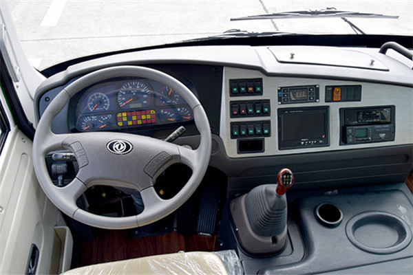 华新HM5050XAJ安检车（柴油国五2-7座）