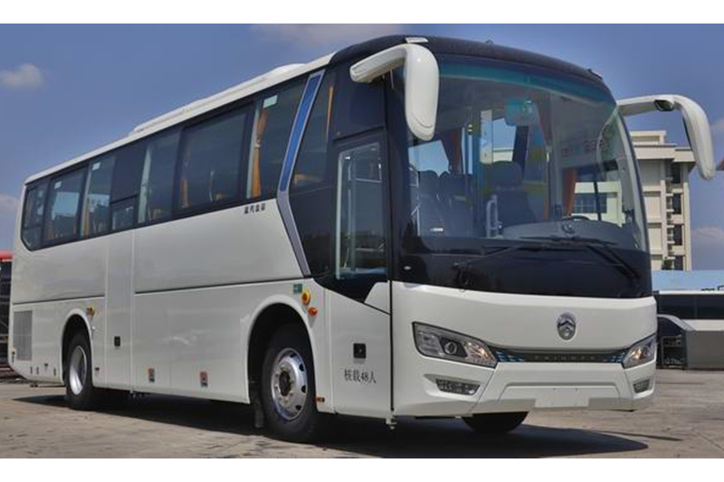 金旅XML6102J16Z客车（柴油国六24-48座）