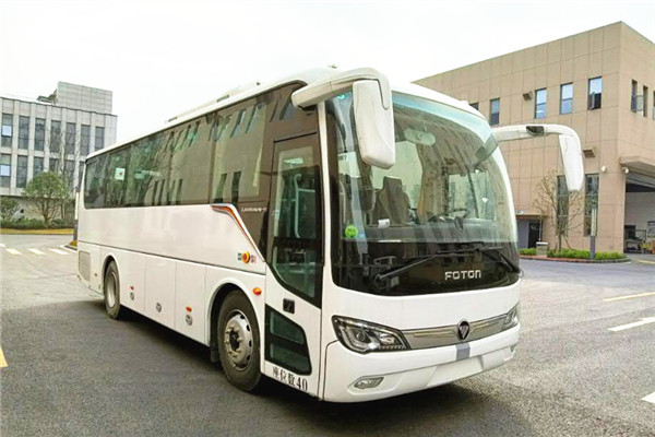 福田欧辉BJ6906U6AHB-N1客车（柴油国六24-40座）