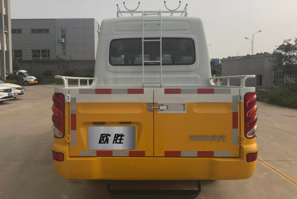 依维柯工程车 NJ5046XGCF6E